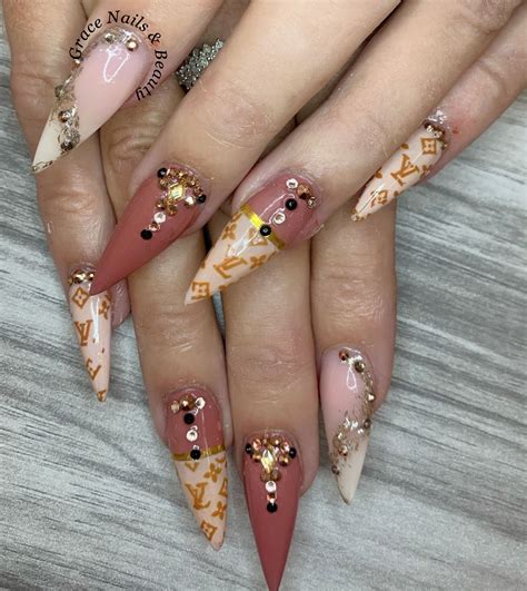 Welcome to LV nails 